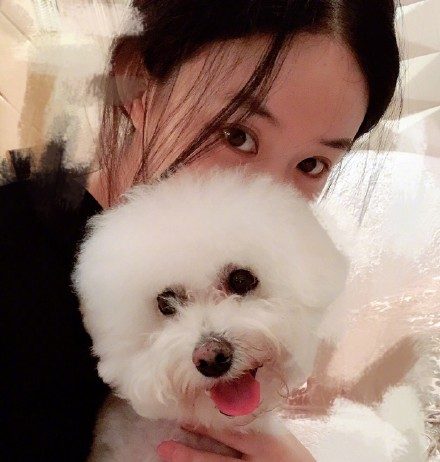Dĩnh Bảo selfie